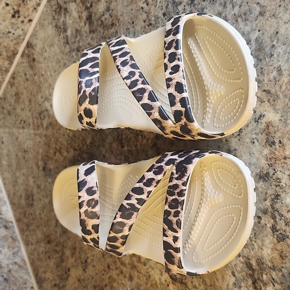 Crocs Kadee II Leopard Wedge Sandals, Size 11